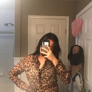 🔮NWOT 🐆 leopard pattern blouses